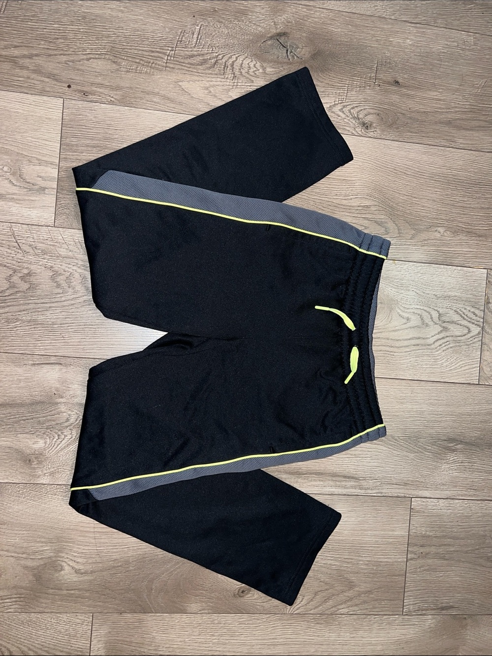 tek gear Black Hoodie with Gray Hood and Neon Yellow Trim